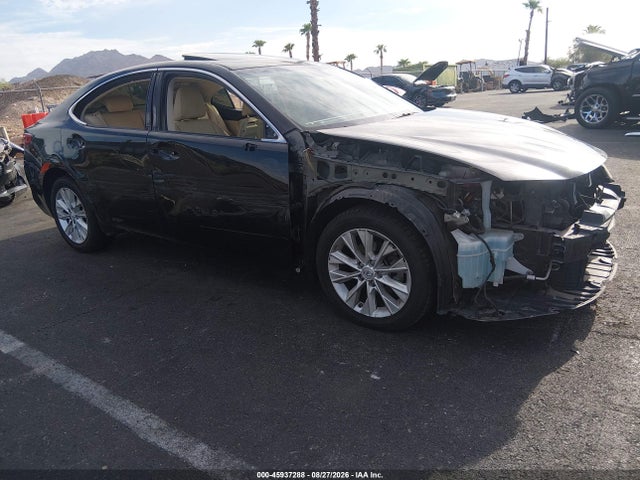 45937288 :رقم المزاد ، JTHBW1GG6D2003302 vin ، 2013 Lexus Es 300h مزاد بيع