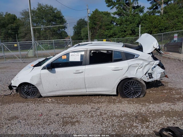 Nissan SENTRA SV 2026 3N1AB9CV9TY222818 Image 13