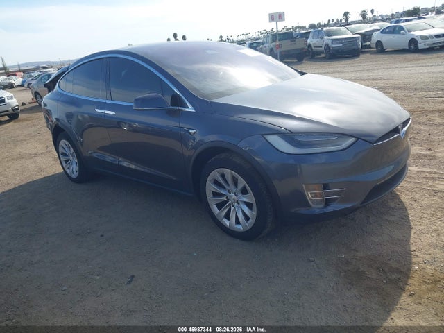 2019 Tesla Model X 100d/75d/long Range მანქანა იყიდება აუქციონზე, vin: 5YJXCAE27KF213800, აუქციონის ნომერი: 45937344