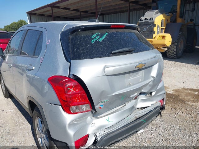 Продажа на аукционе авто 2020 Chevrolet Trax Fwd Ls, vin: 3GNCJKSB0LL281168, номер лота: 45937382