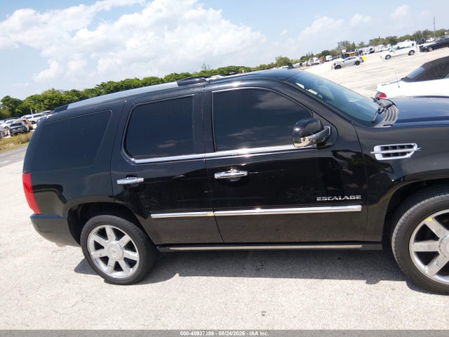 Продаж на аукціоні авто 2010 Cadillac Escalade Premium, vin: 1GYUCCEF9AR285389, номер лоту: 45937399