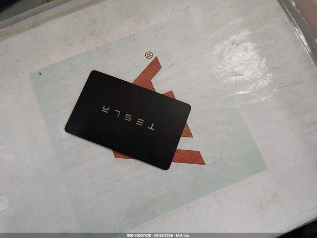 45937430 :رقم المزاد ، 5YJYGDEE0MF197981 vin ، 2021 Tesla Model Y Long Range Dual Motor All-wheel Drive مزاد بيع