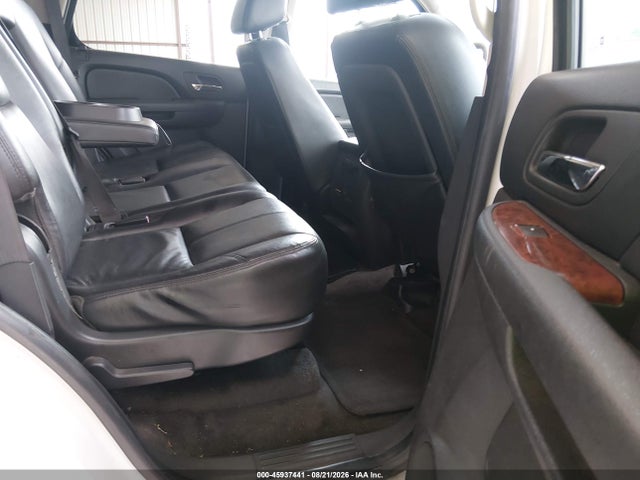 45937441 :رقم المزاد ، 1GKEC33359R204651 vin ، 2009 Gmc Yukon Slt W/4sa مزاد بيع
