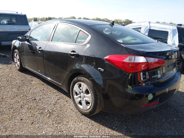 45937475 :رقم المزاد ، KNAFK4A61F5260866 vin ، 2015 Kia Forte Lx مزاد بيع