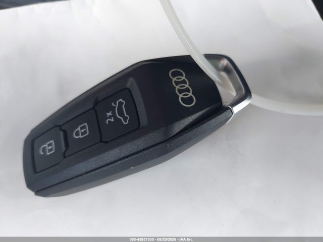 Продаж на аукціоні авто 2025 Audi Q6 E-tron Premium, vin: WA112BGF9SA069569, номер лоту: 45937500