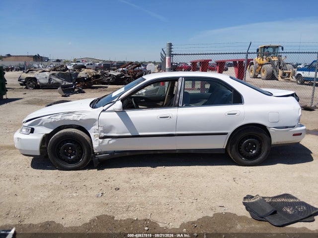 Продажа на аукционе авто 1996 Honda Accord Lx/ex, vin: 1HGCD5636TA130414, номер лота: 45937515