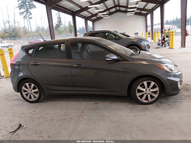 45937538 :رقم المزاد ، KMHCU5AE4DU069048 vin ، 2013 Hyundai Accent Se مزاد بيع