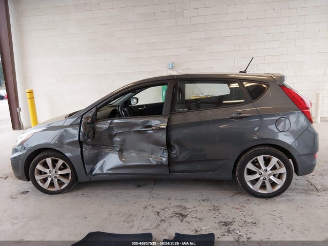 45937538 :رقم المزاد ، KMHCU5AE4DU069048 vin ، 2013 Hyundai Accent Se مزاد بيع