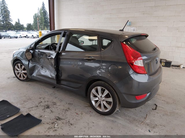 45937538 :رقم المزاد ، KMHCU5AE4DU069048 vin ، 2013 Hyundai Accent Se مزاد بيع