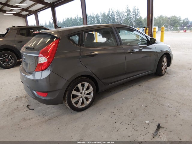 45937538 :رقم المزاد ، KMHCU5AE4DU069048 vin ، 2013 Hyundai Accent Se مزاد بيع