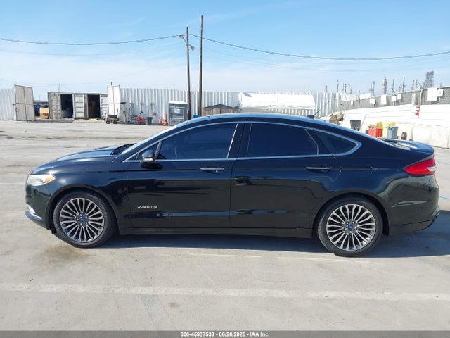 Продажа на аукционе авто 2017 Ford Fusion Hybrid Platinum, vin: 3FA6P0RU0HR266941, номер лота: 45937539