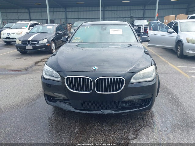 Продаж на аукціоні авто 2015 Bmw 750li, vin: WBAYE8C54FD782005, номер лоту: 45937566