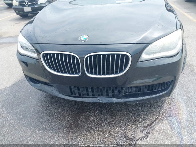 Продаж на аукціоні авто 2015 Bmw 750li, vin: WBAYE8C54FD782005, номер лоту: 45937566