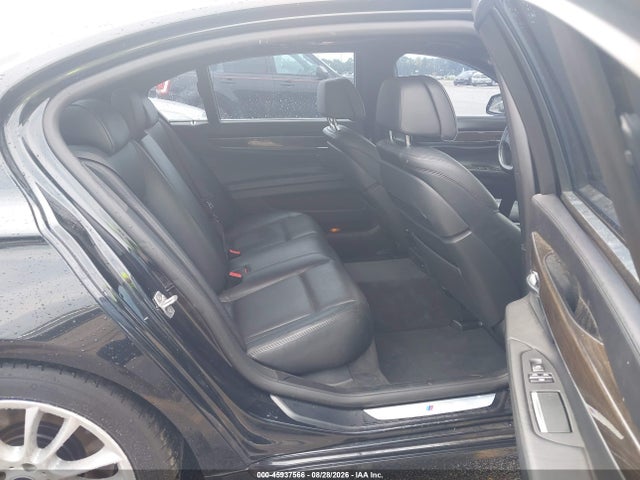 Продаж на аукціоні авто 2015 Bmw 750li, vin: WBAYE8C54FD782005, номер лоту: 45937566