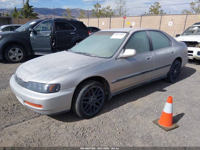 Aukcja sprzedaży 1996 Honda Accord Lx/ex, vin: 1HGCD5631TA242277, numer aukcji: 45937595