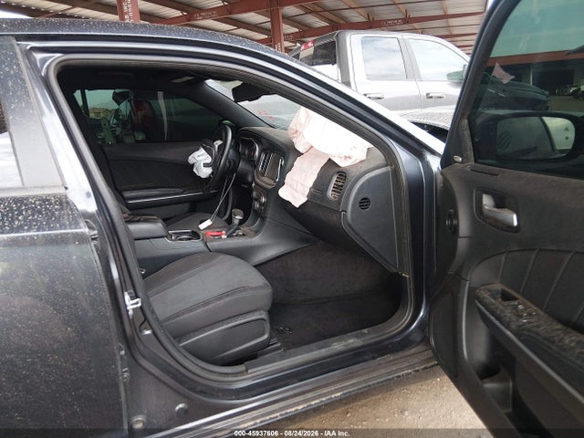 45937606 :رقم المزاد ، 2C3CDXHG7GH357259 vin ، 2016 Dodge Charger Sxt مزاد بيع