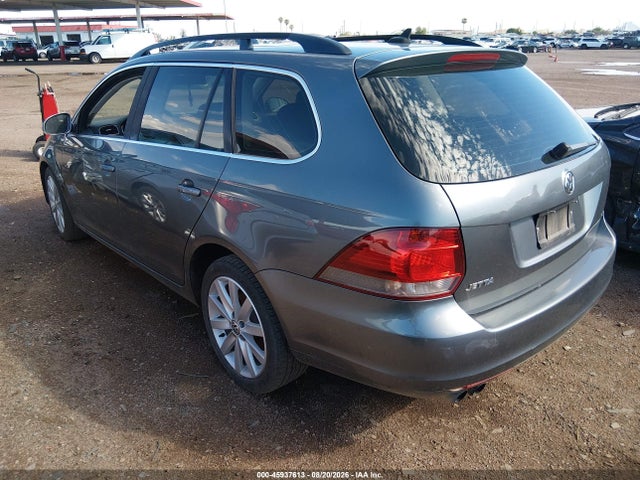2013 Volkswagen Jetta Sportwagen 2.0l Tdi მანქანა იყიდება აუქციონზე, vin: 3VWPL7AJ6DM668245, აუქციონის ნომერი: 45937613