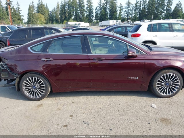 Продажа на аукционе авто 2017 Ford Fusion Hybrid Platinum, vin: 3FA6P0RU8HR248347, номер лота: 45937621