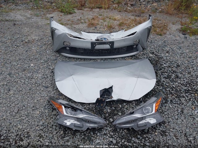 JTDL9MFU8N3031703 Toyota Prius Le Awd-e