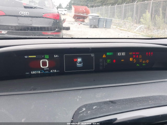JTDL9MFU8N3031703 Toyota Prius Le Awd-e