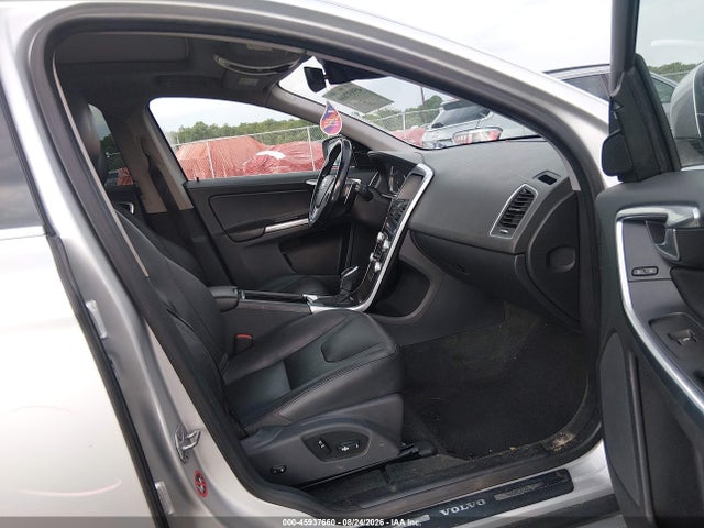 Aukcja sprzedaży 2015 Volvo Xc60 T6, vin: YV4902RK6F2665289, numer aukcji: 45937660