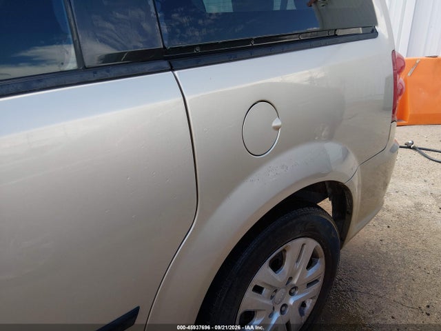 45937696 :رقم المزاد ، 2C4RDGBG6ER417554 vin ، 2014 Dodge Grand Caravan American Value Pkg مزاد بيع