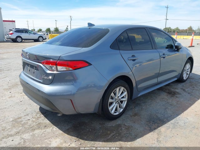 Toyota Corolla Hybrid Le 2024 JTDBCMFEXR3040270 Image 4