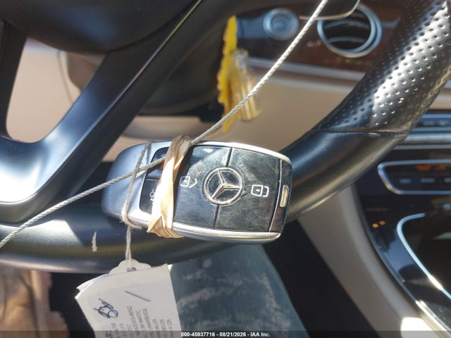 Продажа на аукционе авто 2017 Mercedes-benz E 300 4matic, vin: WDDZF4KB7HA285156, номер лота: 45937716