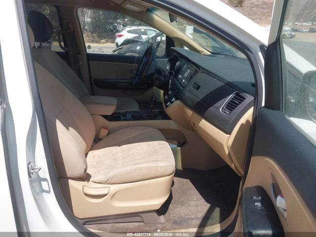 KIA SEDONA LX 2016 KNDMB5C18G6183300 Image 5