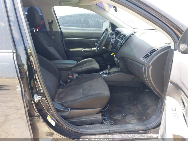 JA4AP3AU9JZ008611 Mitsubishi Outlander Sport 2.0 Es
