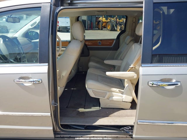Aukcja sprzedaży 2008 Chrysler Town & Country Limited, vin: 2A8HR64X88R688617, numer aukcji: 45937780
