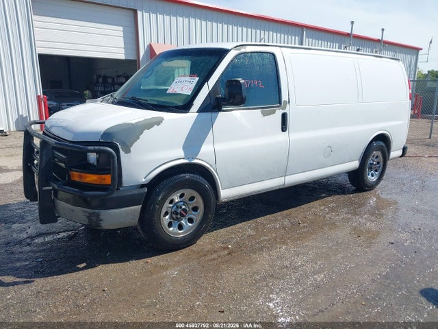 45937792 :رقم المزاد ، 1GCSGAFX1B1178799 vin ، 2011 Chevrolet Express 1500 Work Van مزاد بيع