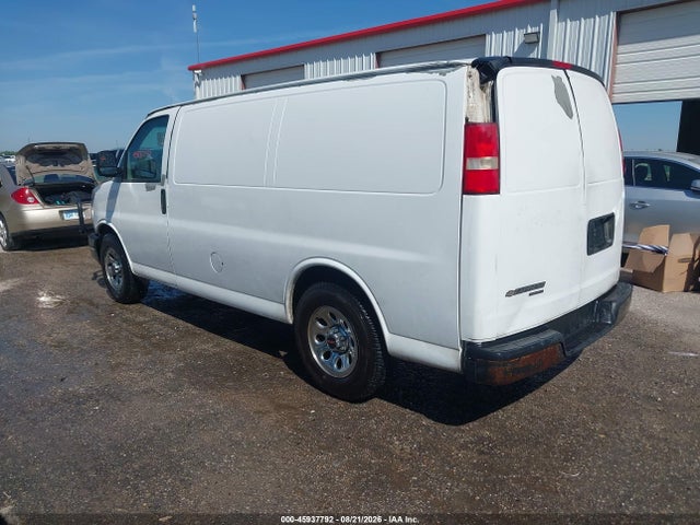 45937792 :رقم المزاد ، 1GCSGAFX1B1178799 vin ، 2011 Chevrolet Express 1500 Work Van مزاد بيع