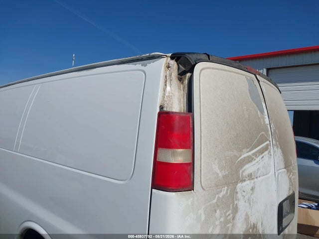 45937792 :رقم المزاد ، 1GCSGAFX1B1178799 vin ، 2011 Chevrolet Express 1500 Work Van مزاد بيع
