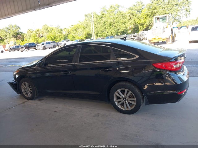 2015 Hyundai Sonata Se მანქანა იყიდება აუქციონზე, vin: 5NPE24AF1FH175069, აუქციონის ნომერი: 45937804