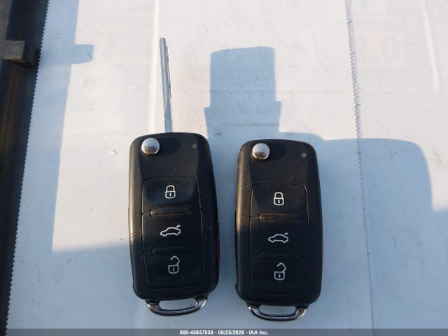 1VWBV7A30FC084787 Volkswagen Passat 2.0l Tdi Se