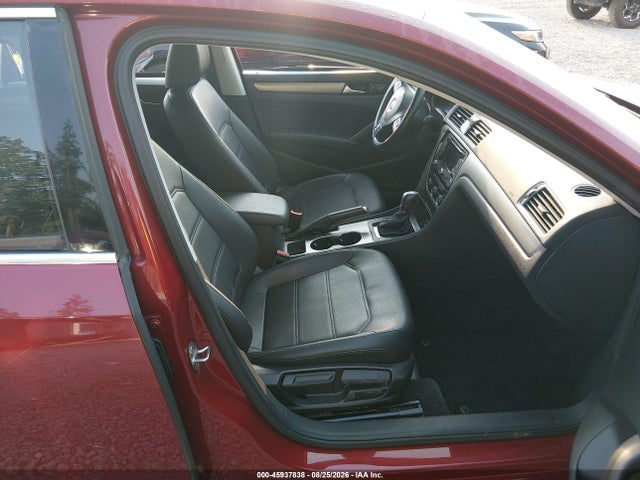 1VWBV7A30FC084787 Volkswagen Passat 2.0l Tdi Se