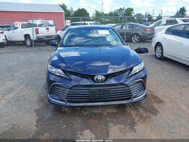 Продажа на аукционе авто 2022 Toyota Camry Le, vin: 4T1C11AK0NU651270, номер лота: 45937850