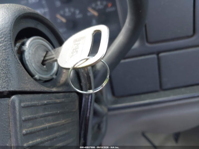 1997 Gmc Sierra 2500 Sl მანქანა იყიდება აუქციონზე, vin: 1GTGC24R9VZ507184, აუქციონის ნომერი: 45937906