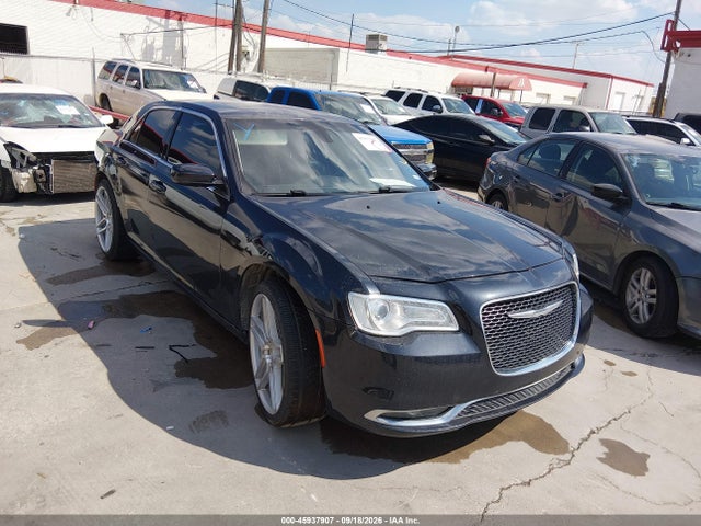 Продаж на аукціоні авто 2017 Chrysler 300 Limited, vin: 2C3CCAAG0HH512035, номер лоту: 45937907