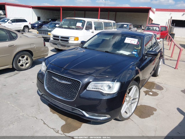 Aukcja sprzedaży 2017 Chrysler 300 Limited, vin: 2C3CCAAG0HH512035, numer aukcji: 45937907