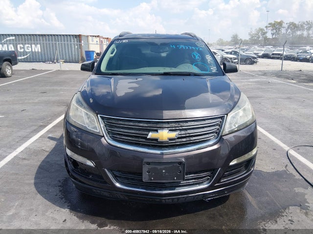 45937942 :رقم المزاد ، 1GNKRFKD9HJ112195 vin ، 2017 Chevrolet Traverse Ls مزاد بيع