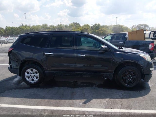 45937942 :رقم المزاد ، 1GNKRFKD9HJ112195 vin ، 2017 Chevrolet Traverse Ls مزاد بيع