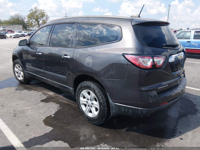 45937942 :رقم المزاد ، 1GNKRFKD9HJ112195 vin ، 2017 Chevrolet Traverse Ls مزاد بيع