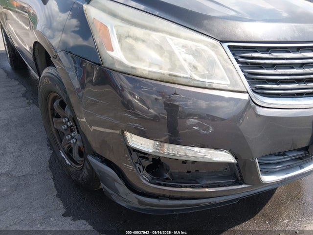 45937942 :رقم المزاد ، 1GNKRFKD9HJ112195 vin ، 2017 Chevrolet Traverse Ls مزاد بيع