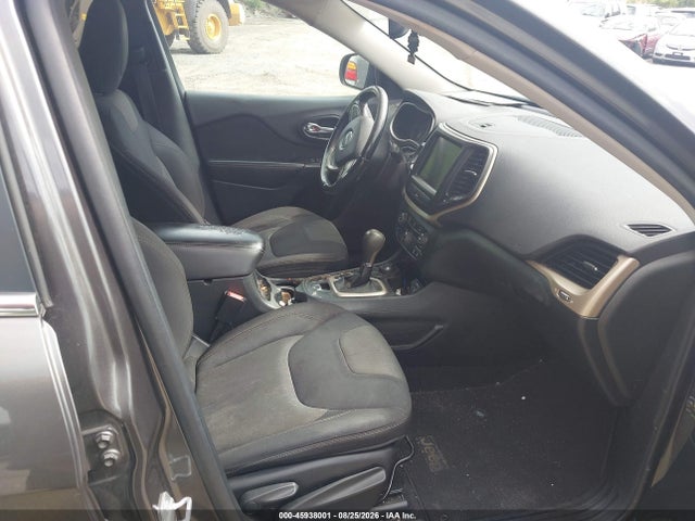 2014 Jeep Cherokee Latitude მანქანა იყიდება აუქციონზე, vin: 1C4PJMCS8EW173804, აუქციონის ნომერი: 45938001
