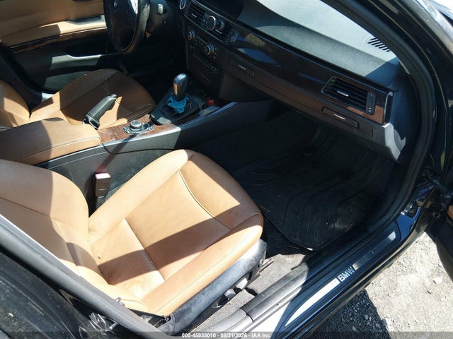 45938010 :رقم المزاد ، WBAPL5G53BNN22631 vin ، 2011 Bmw 335i Xdrive مزاد بيع