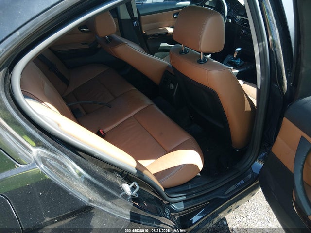 45938010 :رقم المزاد ، WBAPL5G53BNN22631 vin ، 2011 Bmw 335i Xdrive مزاد بيع