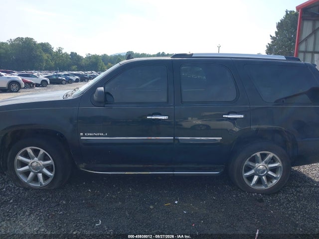 45938012 :رقم المزاد ، 1GKFK63827J228048 vin ، 2007 Gmc Yukon Denali مزاد بيع