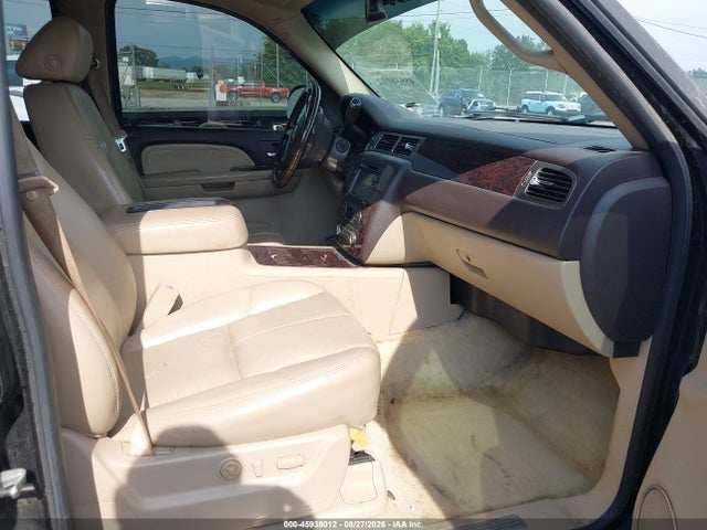 45938012 :رقم المزاد ، 1GKFK63827J228048 vin ، 2007 Gmc Yukon Denali مزاد بيع